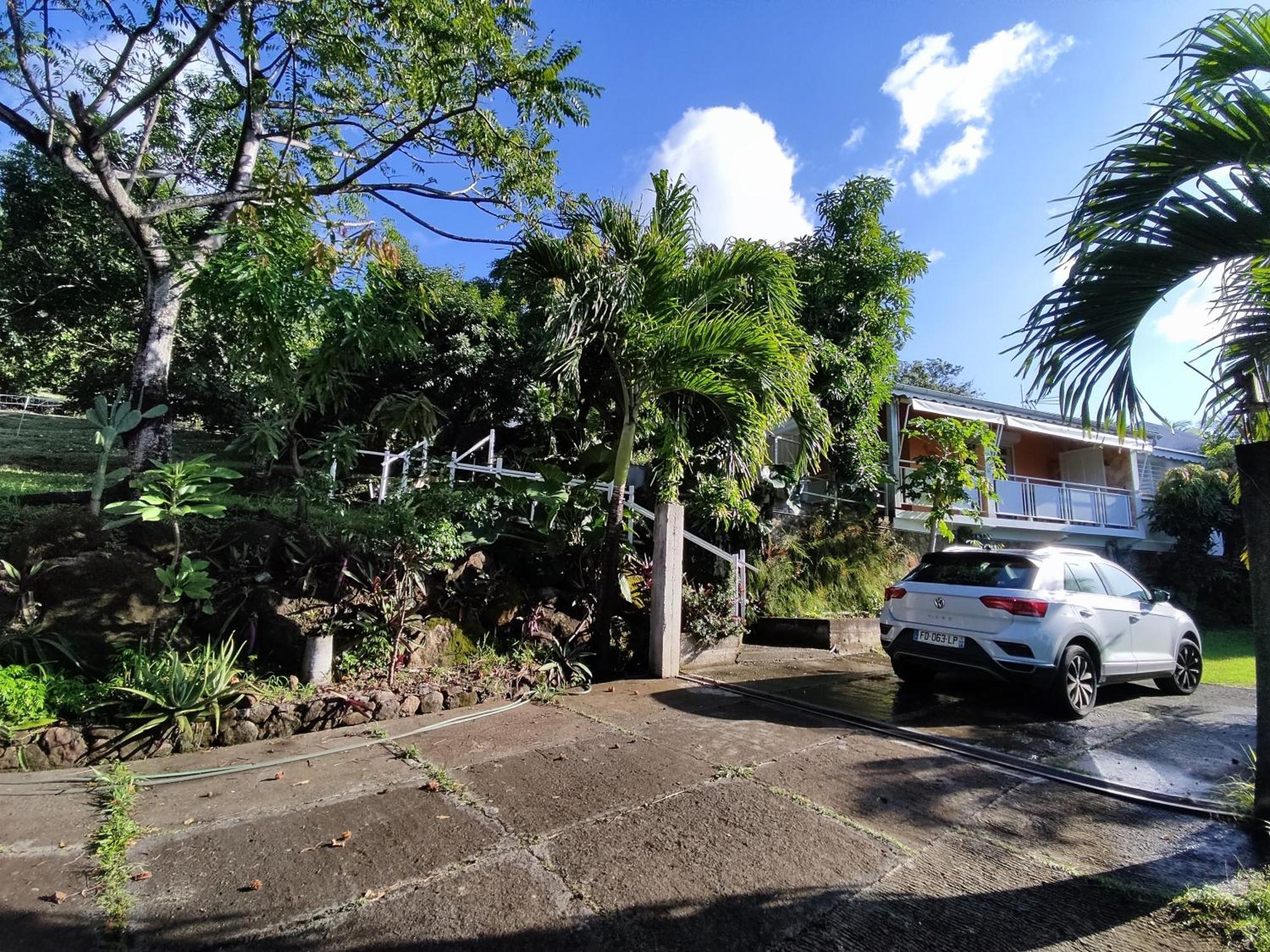 Bungalow With Sea View In Deshaies Kamer foto
